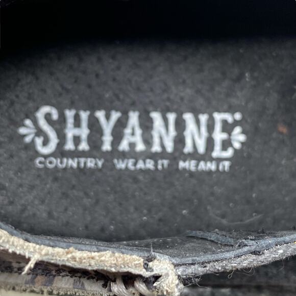 Shyanne Women's Rank 45 Grey Cheetah Print Moc Slip On Size US 8.5 - Picture 10 of 11